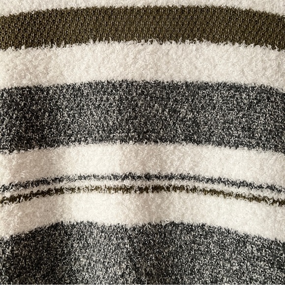 Pink Clover Millicent Cardigan - Picture 8 of 9